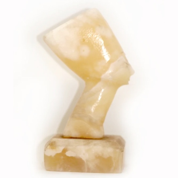 Carved Soap Stone Nefertiti Egyptian Queen Sculpture, Paper Weight, Vintage - Picture 2 of 9